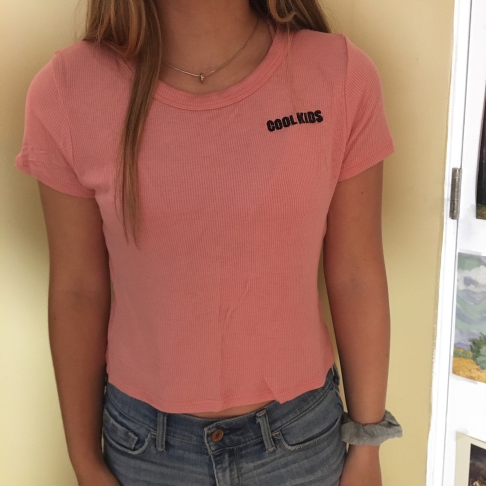 Pink “Cool Kids” tee
